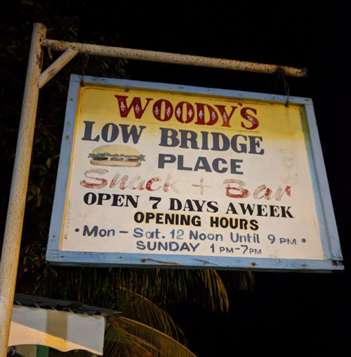 Woody's Low Bridge Place
